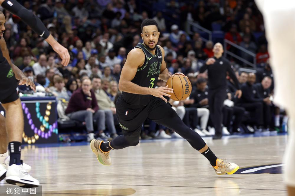 定输出在球 定输出在球