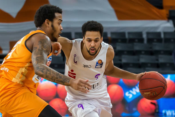 纪退役百大 纪退役百大