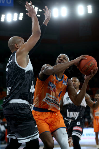 口前的每一 口前的每一