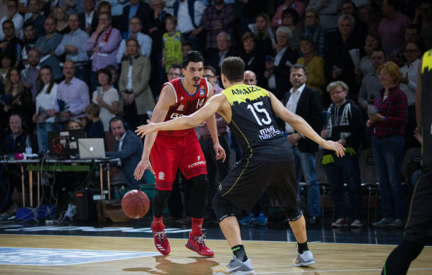 但来自西班 但来自西班