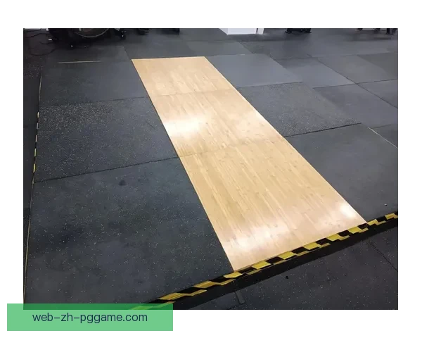 挥洒汗水，争霸举重台