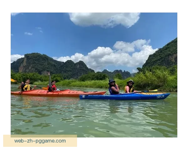 皮划艇技巧大揭秘:掌握这些技巧,让你成为皮划艇高手 皮划艇技巧大揭秘:掌握这些技巧,让你成为皮划艇高手
