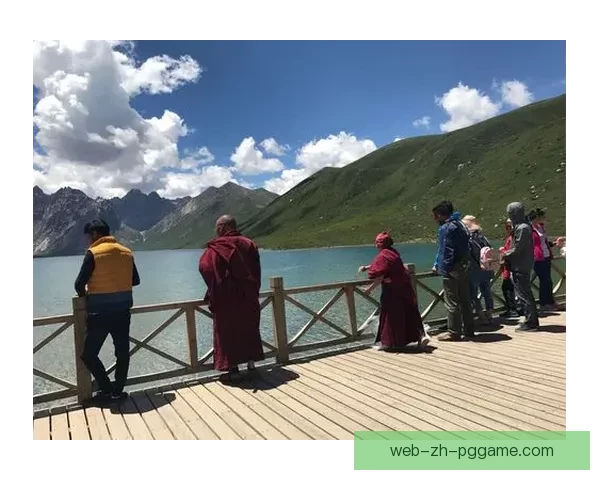 足球盛宴：挑战新高度，迎接全球狂欢