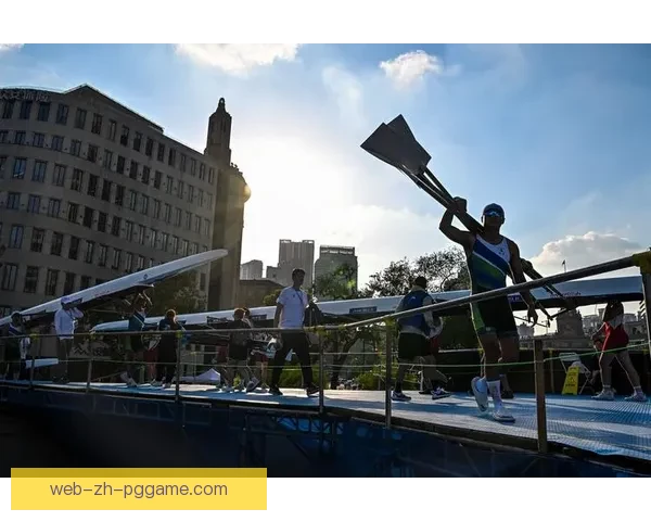 赛艇风采：挑战高峰，争夺荣耀